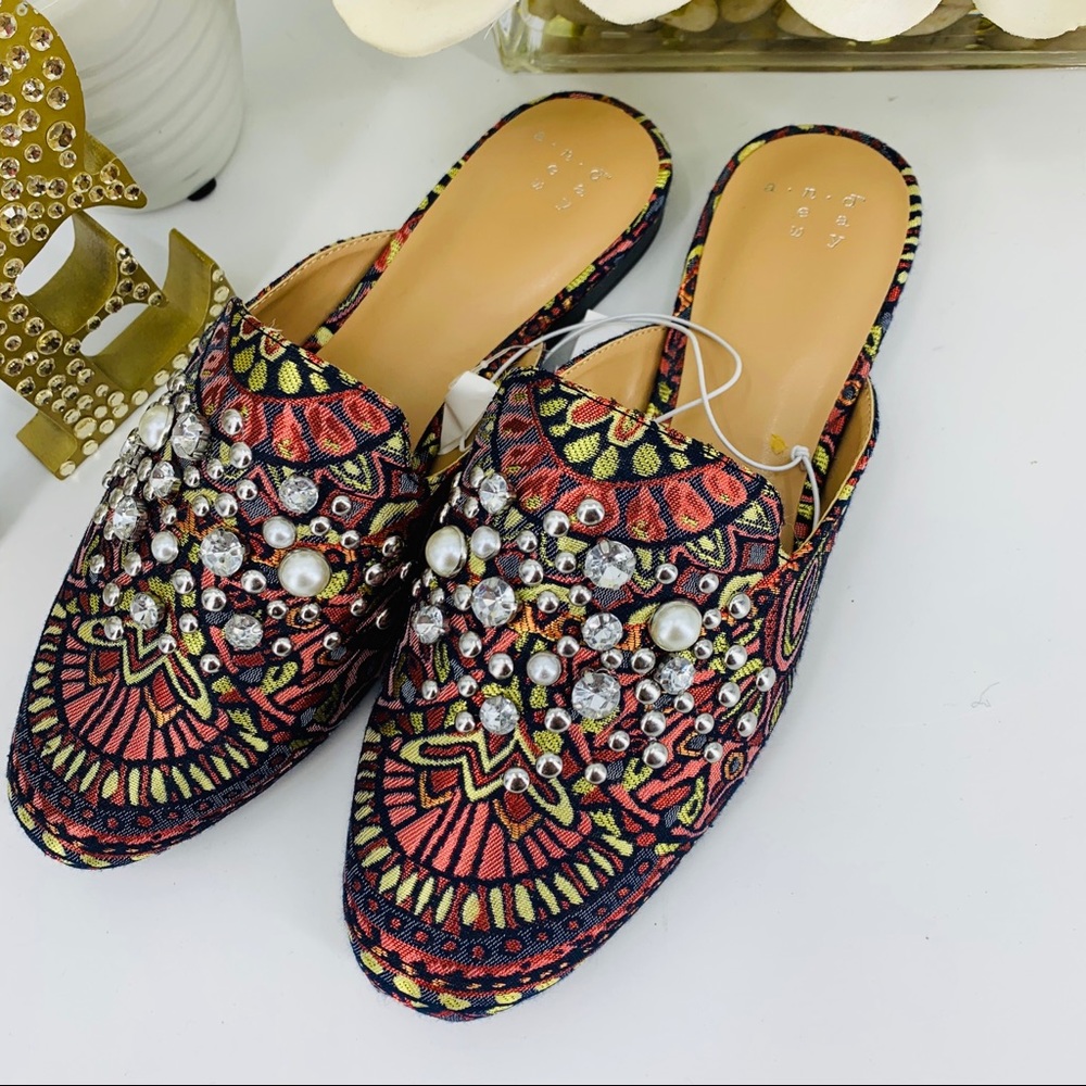 NWT Pearl Bling Bohemian Slip On Mules - Picture 6 of 8